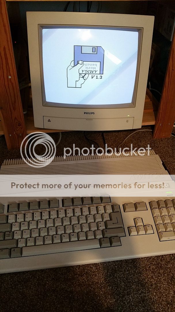 Closed Amiga 500 Phillips 8833 Star