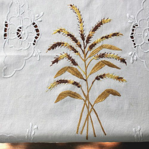 Chemin De Table Brodé Médaillons De Fleurs 40x85 Cm - Finition Pointes, écru